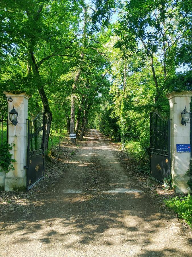 Domaine Le Baraillot, Chambres Et Repas D'Hotes, Soiree Etape Aiguillon Buitenkant foto